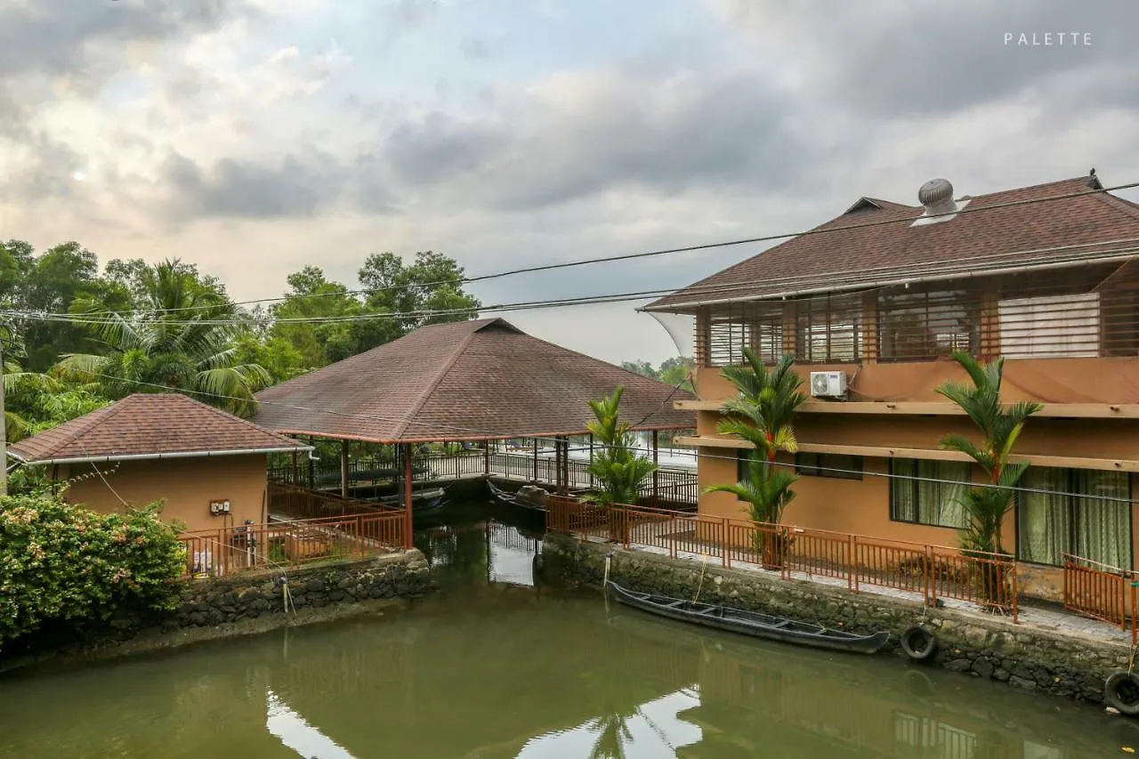 Resort Grand Ayur Island Hotel Perumbalam