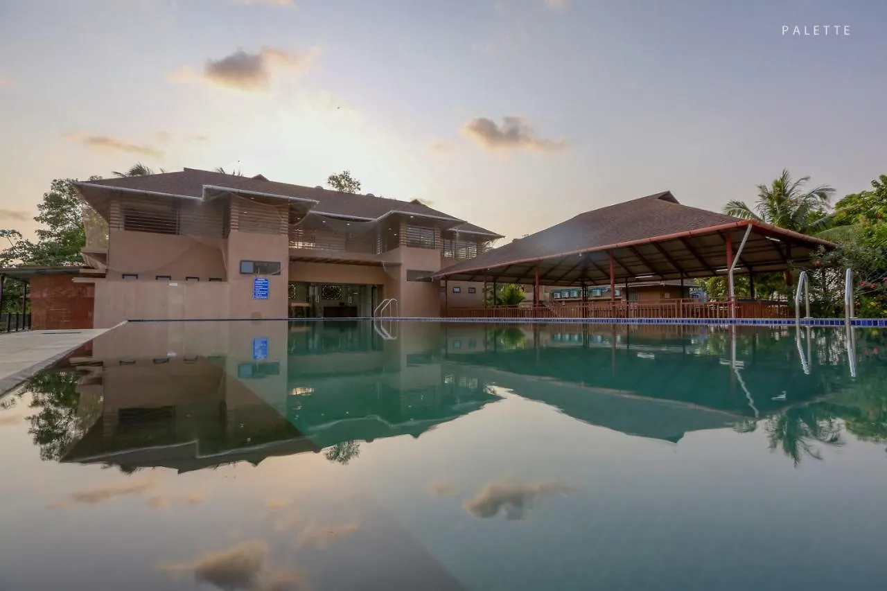 *** Resort Grand Ayur Island Hotel Perumbalam India