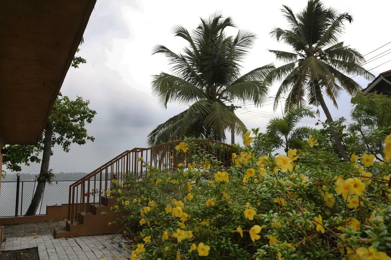 Grand Ayur Island Hotel Perumbalam India